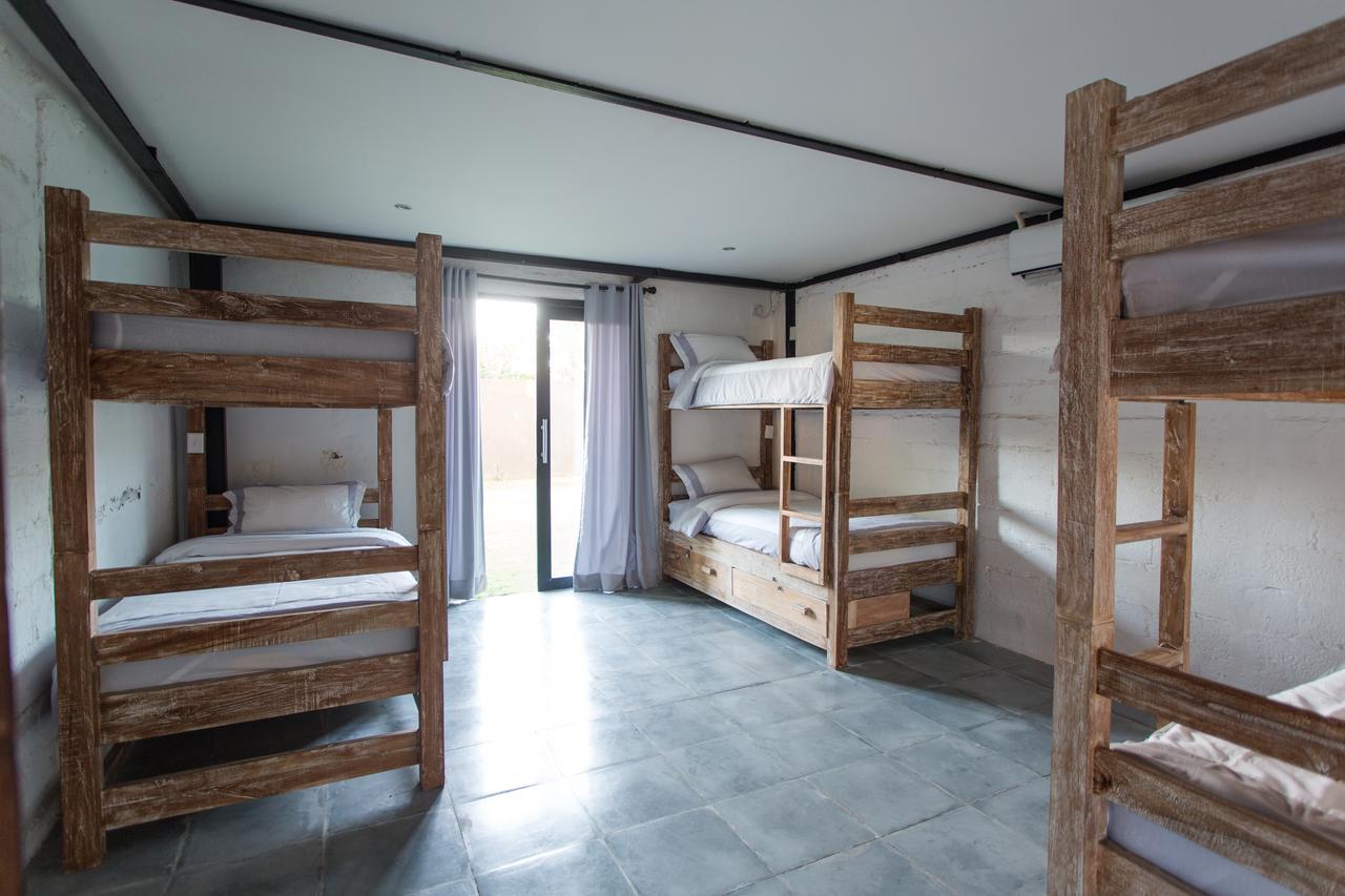 Takeoff Surf Camp & Hotel Canggu Exterior foto