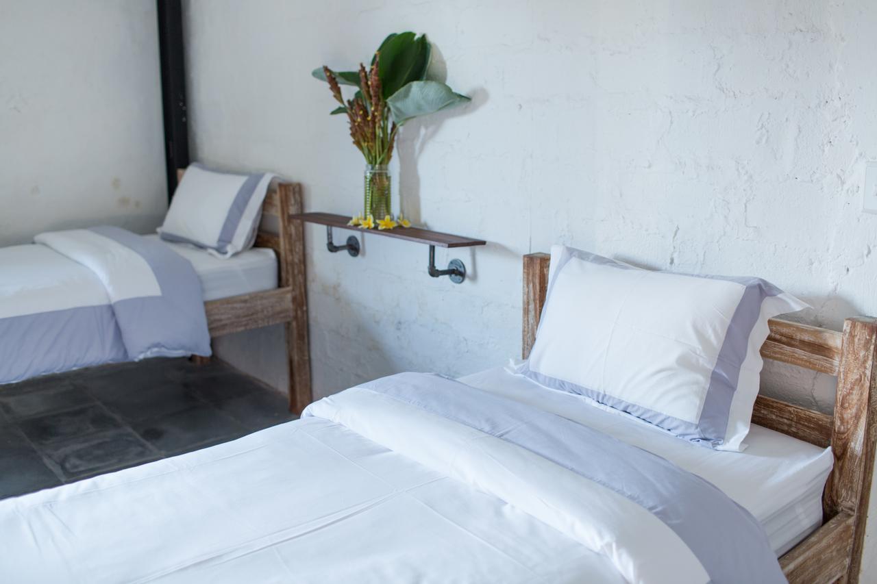 Takeoff Surf Camp & Hotel Canggu Exterior foto