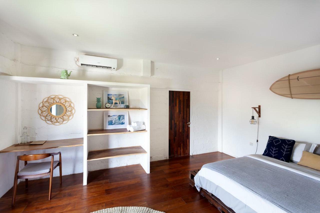 Takeoff Surf Camp & Hotel Canggu Exterior foto